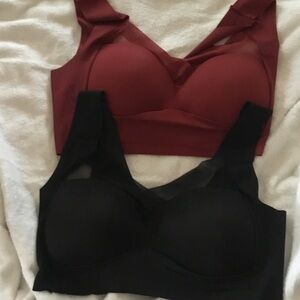 2x Women's Burgundy /Black Intimate Bras ~ slightly padded, size 2xl please read